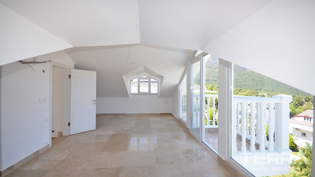 Sea View Detached House in Fethiye Ovacık with Private Pool and Garden - 21911