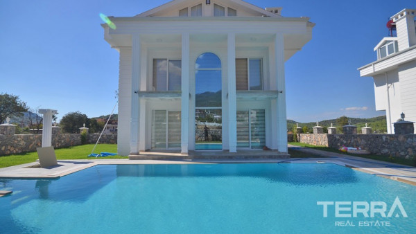 Neubau Einfamilienhaus in Fethiye Hisarönü mit privatem Pool