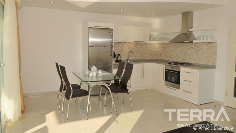 Awarded Sea View Apartments in Alanya Konaklı at Bargain Prices - 22018