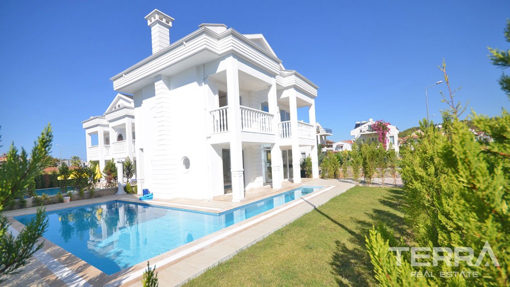 Einfamilienhaus mit privatem Pool in Fethiye Çalış zu verkaufen - 22213