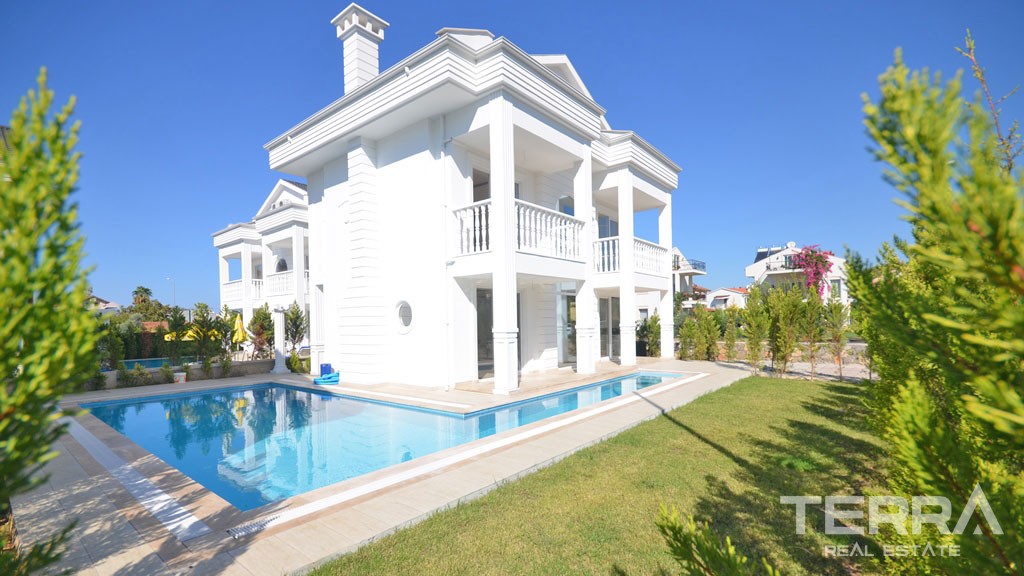 Einfamilienhaus mit privatem Pool in Fethiye Çalış zu verkaufen - 22221