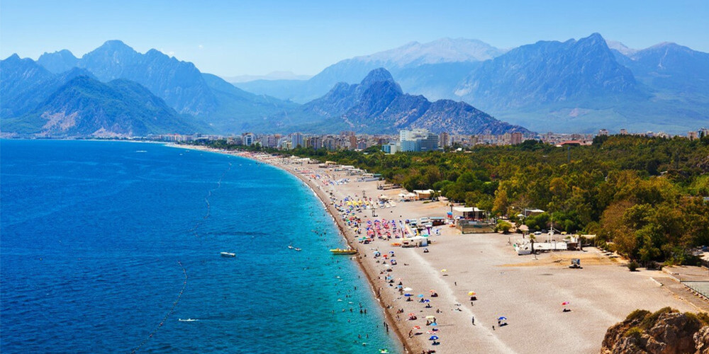Antalya Wins 2025 D-8 Tourism City Award